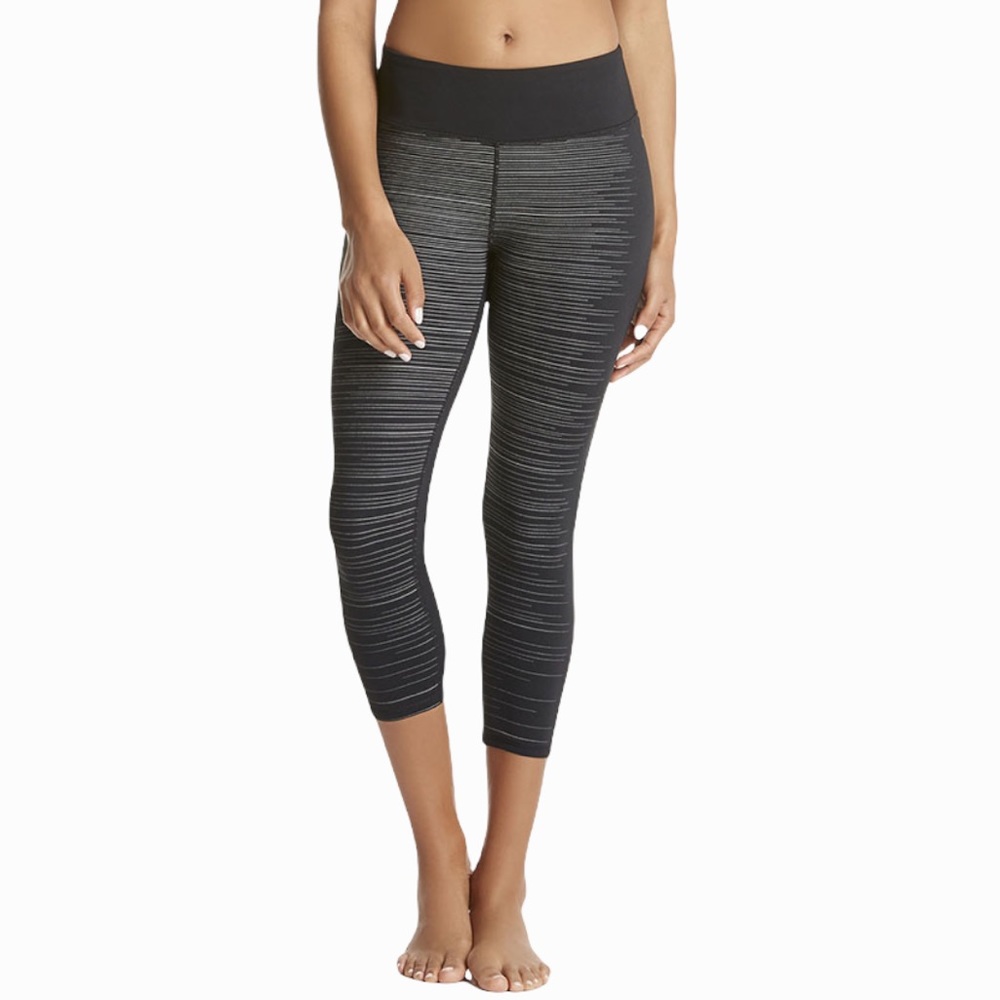 Fabletics Ingrid Capri